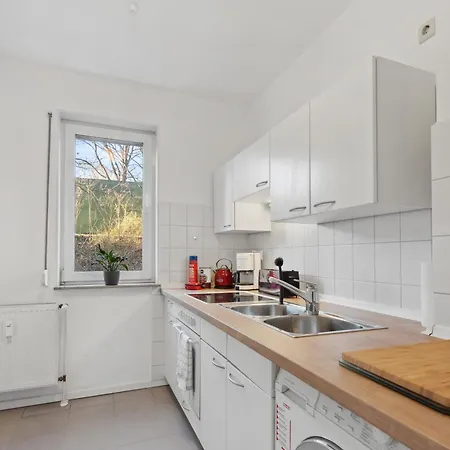Stadt-apartment 3 Mit Terasse Daire *
