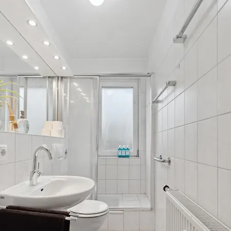 Stadt-apartment 3 Mit Terasse شقة *